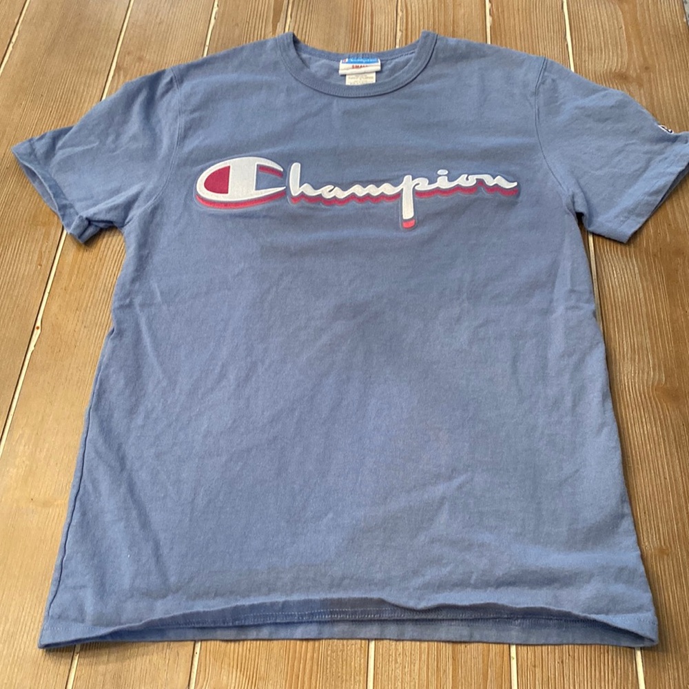 Champion T shirt